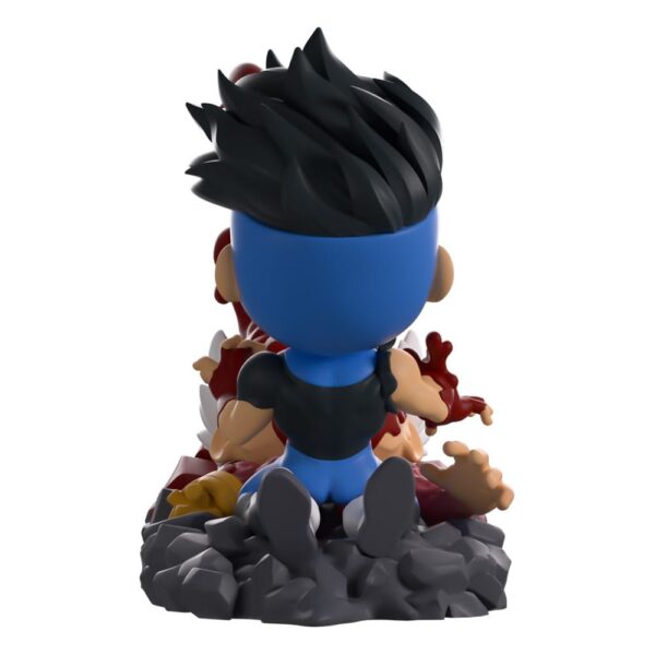 Invincible Vinyl Figura Invincible vs. Conquest 12 cm