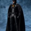 The Flash S.H. Figuarts Akció Figura Batman 15 cm