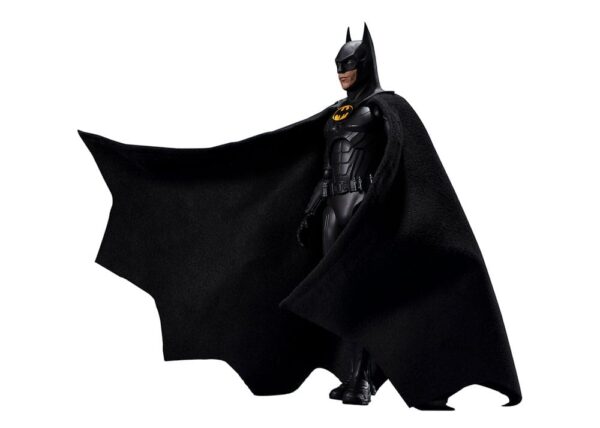 The Flash S.H. Figuarts Akció Figura Batman 15 cm