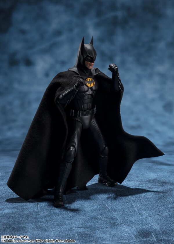 The Flash S.H. Figuarts Akció Figura Batman 15 cm
