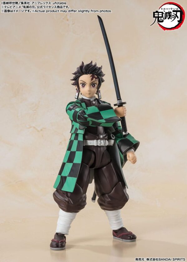 Demon Slayer: Kimetsu no Yaiba S.H. Figuarts Akció Figura Tanjiro Kamado 14 cm
