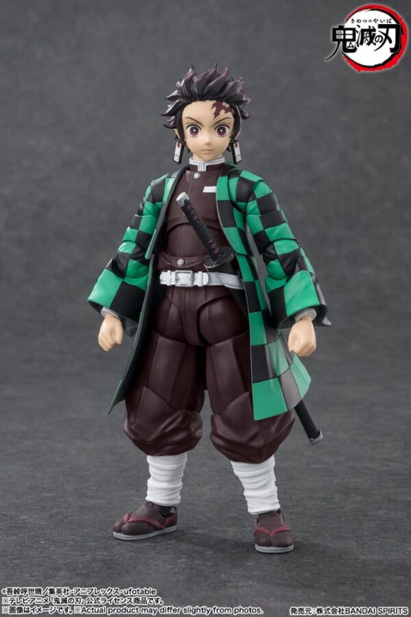 Demon Slayer: Kimetsu no Yaiba S.H. Figuarts Akció Figura Tanjiro Kamado 14 cm