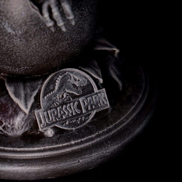 Jurassic Park Replikas 30th Anniversary Replika Egg & John Hammond Cane Set