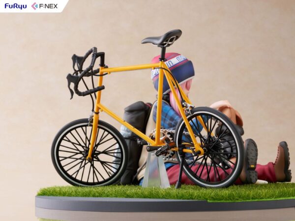 Laid Back Camp F:NEX PVC Szobor 1/7 Nadeshiko Kagamihara 13 cm