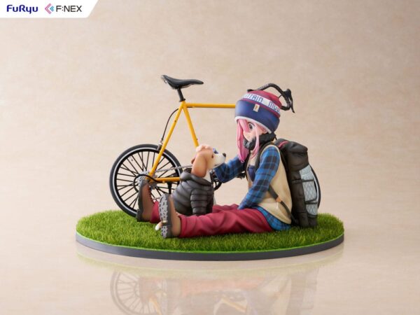 Laid Back Camp F:NEX PVC Szobor 1/7 Nadeshiko Kagamihara 13 cm