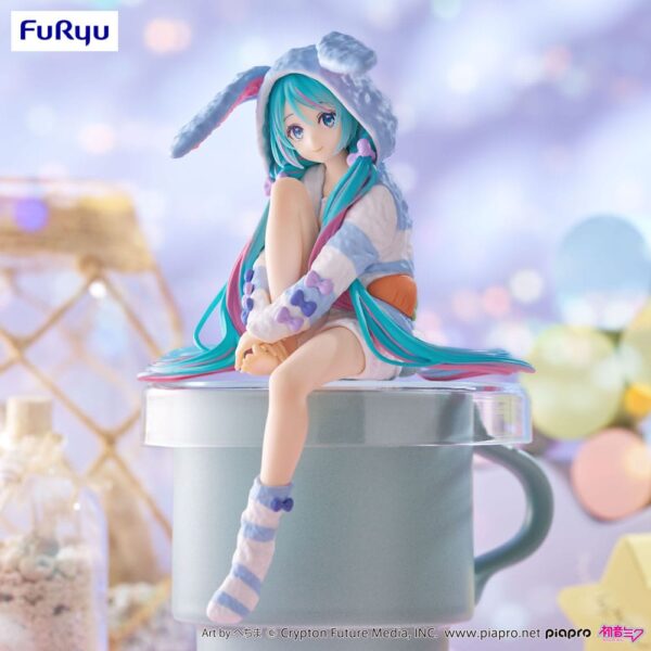 Hatsune Miku Noodle Stopper PVC Szobor Hatsune Miku Rabbit Ear Hood Pajama Blue Color Ver. 14 cm Hatsune Miku Noodle Stopper PVC Szobor Hatsune Miku Rabbit Ear Hood Pajama Blue Color Ver. 14 cm