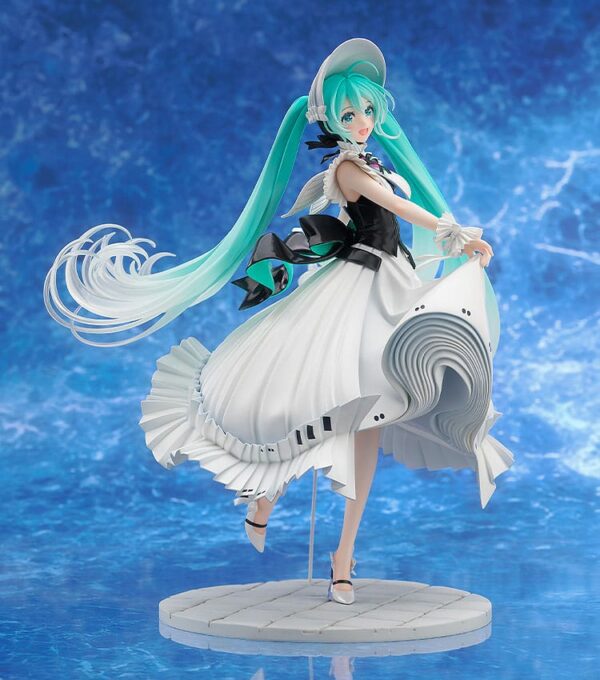 Character Vocal Series 01: Hatsune Miku Characters PVC Szobor 1/7 Symphony: 2023 Ver. 26 cm
