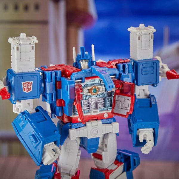 The Transformers: The Movie Generations Studio Series Commander Class Akció Figura 86-21 Ultra Magnus 24 cm