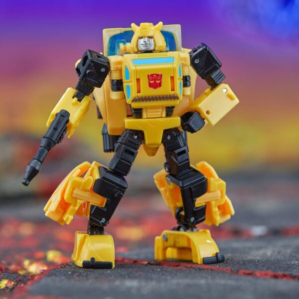 Transformers Generations Legacy United Deluxe Class Akció Figura Origin Bumblebee 14 cm