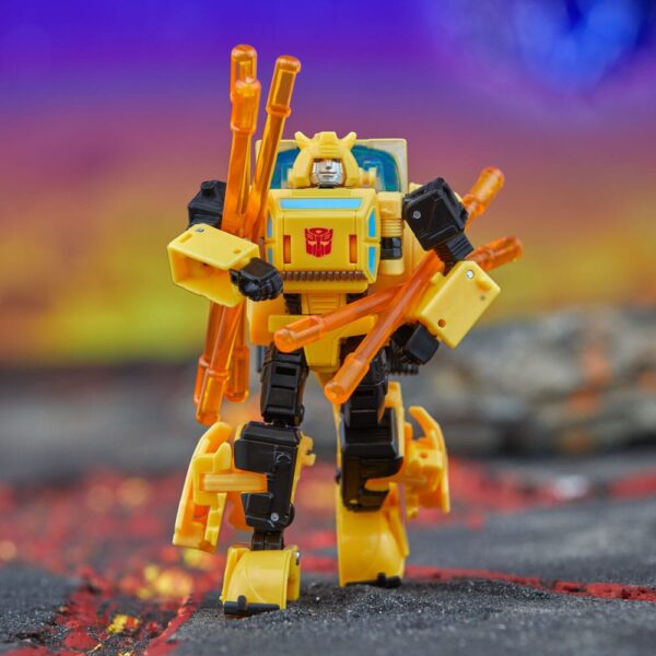 Transformers Generations Legacy United Deluxe Class Akció Figura Origin Bumblebee 14 cm