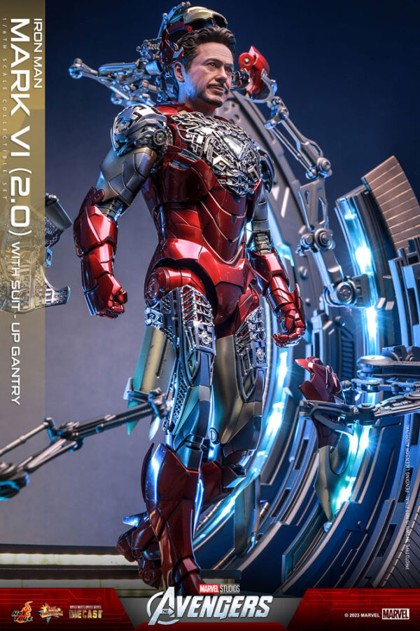 Marvel's The Avengers Movie Masterpiece Diecast Akció Figura 1/6 Iron Man Mark VI (2.0) with Suit-Up Gantry 32 cm Marvel's The Avengers Movie Masterpiece Diecast Akció Figura 1/6 Iron Man Mark VI (2.0) with Suit-Up Gantry 32 cm