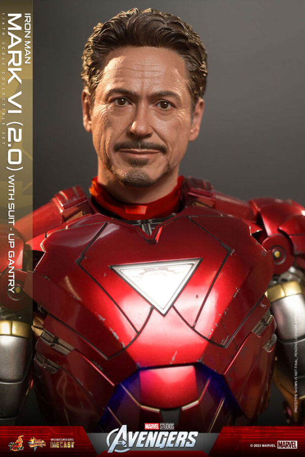 Marvel's The Avengers Movie Masterpiece Diecast Akció Figura 1/6 Iron Man Mark VI (2.0) with Suit-Up Gantry 32 cm Marvel's The Avengers Movie Masterpiece Diecast Akció Figura 1/6 Iron Man Mark VI (2.0) with Suit-Up Gantry 32 cm