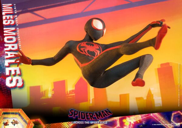 Spider-Man: Across the Spider-Verse Movie Masterpiece Akció Figura 1/6 Miles Morales 29 cm