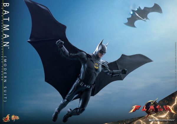 The Flash Movie Masterpiece Akció Figura 1/6 Batman (Modern Suit) 30 cm The Flash Movie Masterpiece Akció Figura 1/6 Batman (Modern Suit) 30 cm