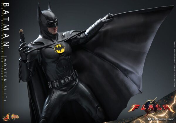 The Flash Movie Masterpiece Akció Figura 1/6 Batman (Modern Suit) 30 cm The Flash Movie Masterpiece Akció Figura 1/6 Batman (Modern Suit) 30 cm