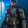 The Flash Movie Masterpiece Akció Figura wih Jármű 1/6 Batman & Batcycle Set 30 cm