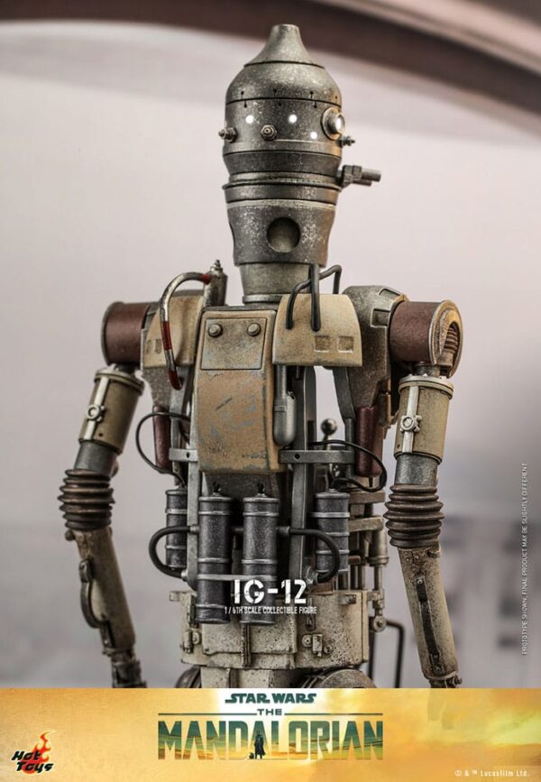 Star Wars: The Mandalorian Akció Figura 1/6 IG-12 36 cm Star Wars: The Mandalorian Akció Figura 1/6 IG-12 36 cm