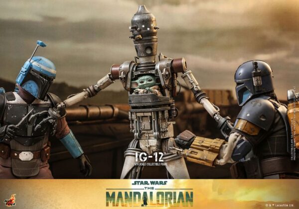 Star Wars: The Mandalorian Akció Figura 1/6 IG-12 36 cm Star Wars: The Mandalorian Akció Figura 1/6 IG-12 36 cm
