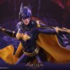 Batman Arkham Knight Videogame Masterpiece Akció Figura 1/6 Batgirl (Purple and Gold Version) Exclusive 30 cm Batman Arkham Knight Videogame Masterpiece Akció Figura 1/6 Batgirl (Purple and Gold Version) Exclusive 30 cm