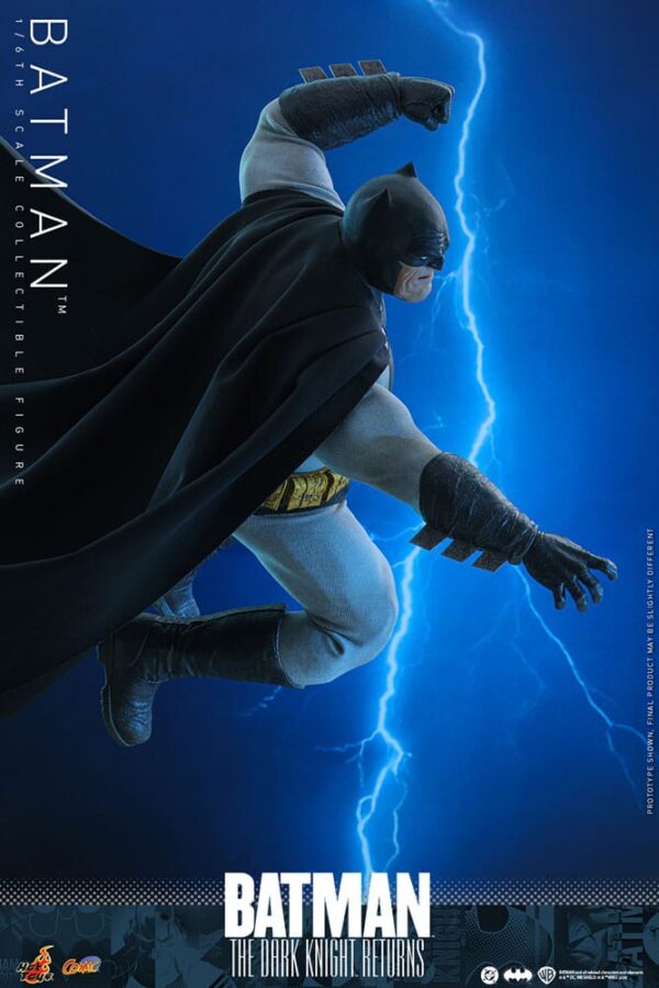 Batman: The Dark Knight Returns Comic Masterpiece Akció Figura 1/6 Batman 32 cm Batman: The Dark Knight Returns Comic Masterpiece Akció Figura 1/6 Batman 32 cm