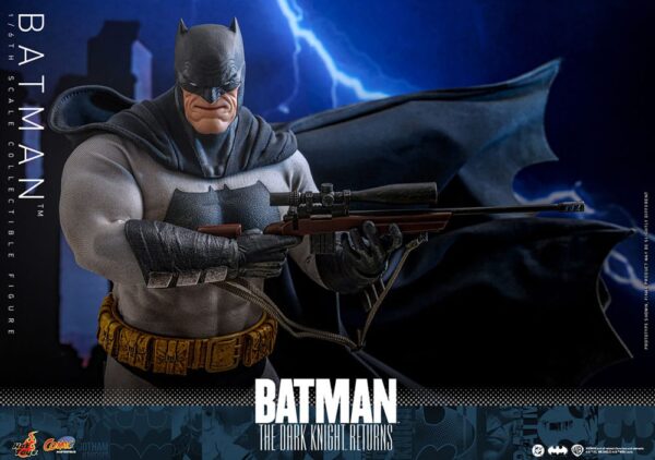 Batman: The Dark Knight Returns Comic Masterpiece Akció Figura 1/6 Batman 32 cm Batman: The Dark Knight Returns Comic Masterpiece Akció Figura 1/6 Batman 32 cm