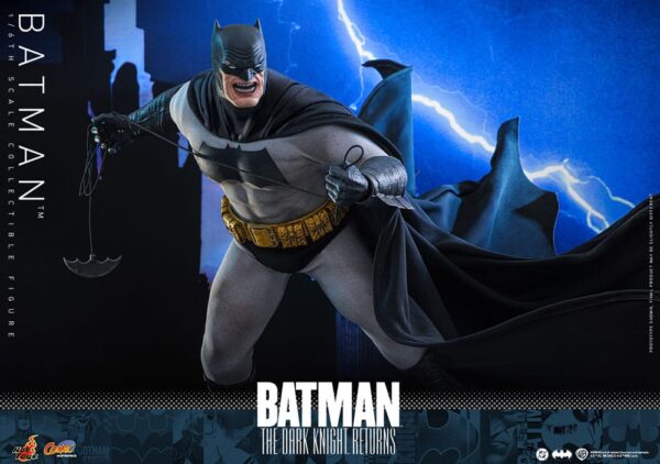 Batman: The Dark Knight Returns Comic Masterpiece Akció Figura 1/6 Batman 32 cm Batman: The Dark Knight Returns Comic Masterpiece Akció Figura 1/6 Batman 32 cm