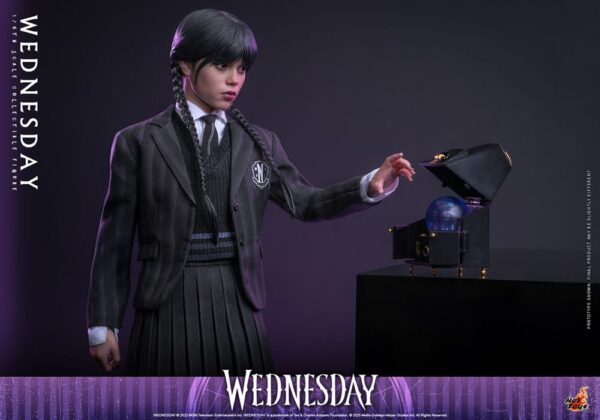 Wednesday Akció Figura 1/6 Wednesday 27 cm Wednesday Akció Figura 1/6 Wednesday 27 cm