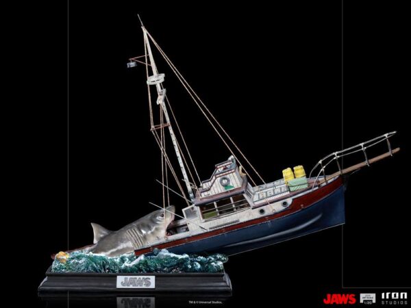 Jaws Demi Art Scale Szobor 1/20 Jaws Attack 104 cm Jaws Demi Art Scale Szobor 1/20 Jaws Attack 104 cm