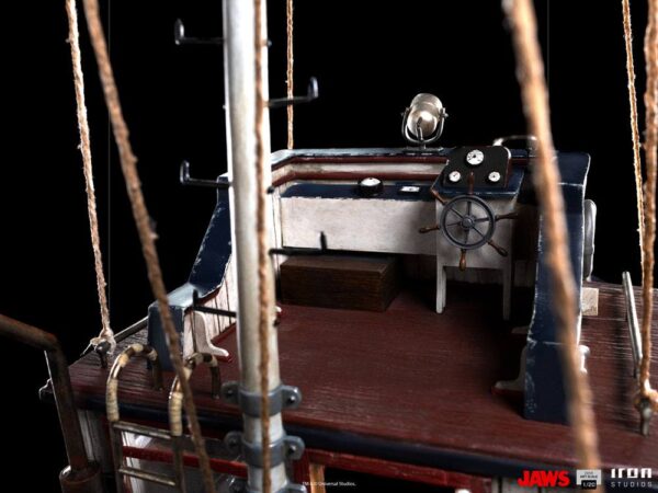 Jaws Demi Art Scale Szobor 1/20 Jaws Attack 104 cm Jaws Demi Art Scale Szobor 1/20 Jaws Attack 104 cm