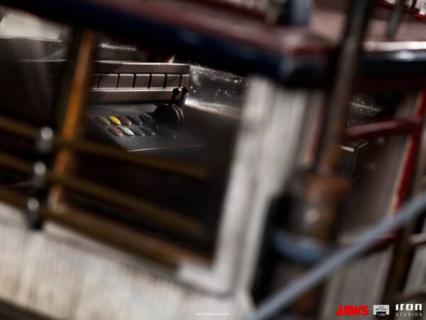 Jaws Demi Art Scale Szobor 1/20 Jaws Attack 104 cm Jaws Demi Art Scale Szobor 1/20 Jaws Attack 104 cm