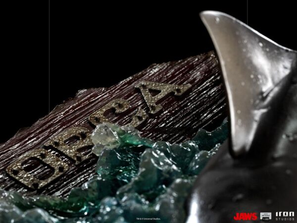 Jaws Demi Art Scale Szobor 1/20 Jaws Attack 104 cm Jaws Demi Art Scale Szobor 1/20 Jaws Attack 104 cm