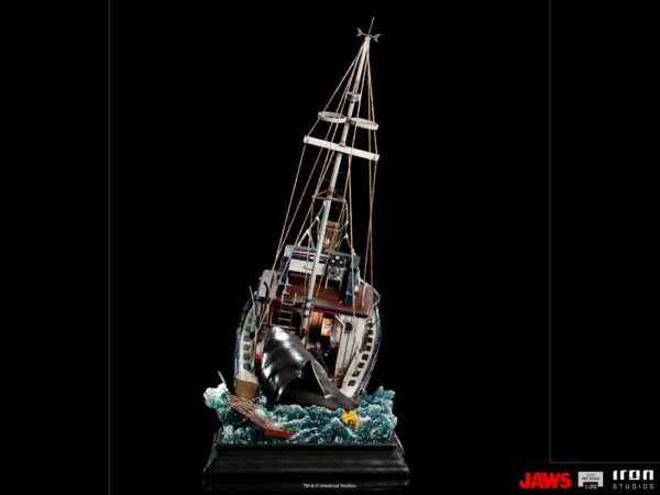 Jaws Demi Art Scale Szobor 1/20 Jaws Attack 104 cm Jaws Demi Art Scale Szobor 1/20 Jaws Attack 104 cm