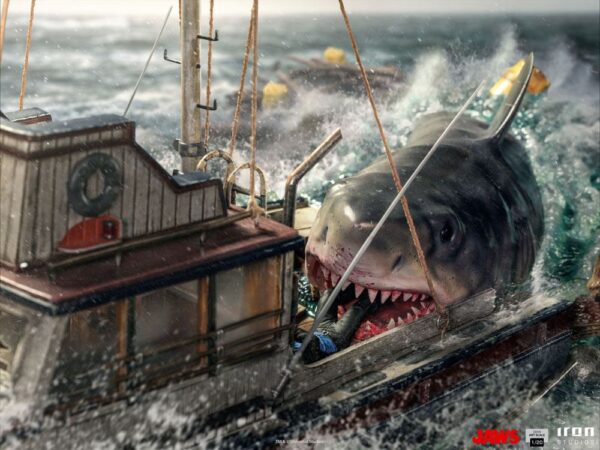 Jaws Demi Art Scale Szobor 1/20 Jaws Attack 104 cm Jaws Demi Art Scale Szobor 1/20 Jaws Attack 104 cm