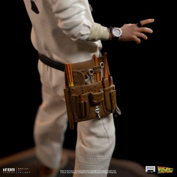 Back to the Future Art Scale Szobor 1/10 Doc Brown 22 cm
