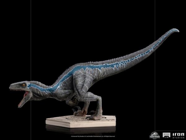 Jurassic World Fallen Kingdom Art Scale Szobor 1/10 Blue 19 cm