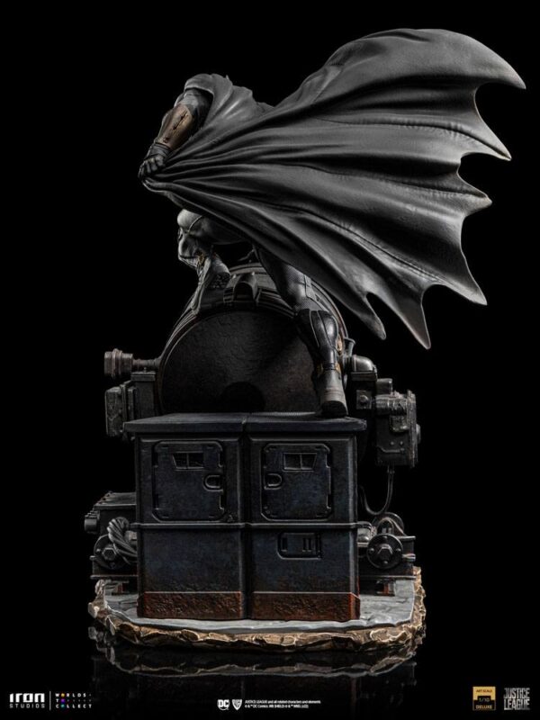 Zack Snyder's Justice League Deluxe Art Scale Szobor 1/10 Batman on Batsignal 28 cm Zack Snyder's Justice League Deluxe Art Scale Szobor 1/10 Batman on Batsignal 28 cm