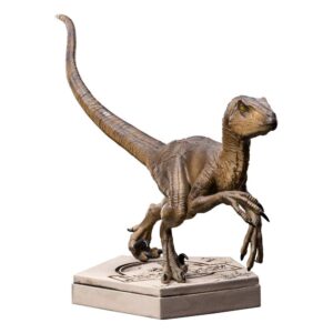 Jurassic World Icons Szobor Velociraptor B 9 cm