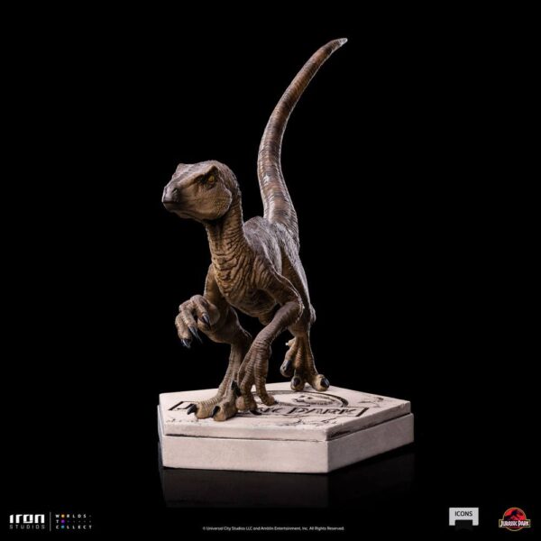 Jurassic World Icons Szobor Velociraptor B 9 cm Jurassic World Icons Szobor Velociraptor B 9 cm