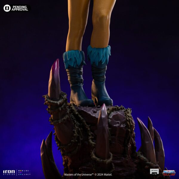 Masters of the Universe Art Scale Szobor 1/10 Evil-Lyn Color Variant 28 cm