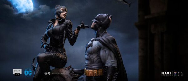 DC Comics Diorama 1/6 Batman & Catwoman 51 cm