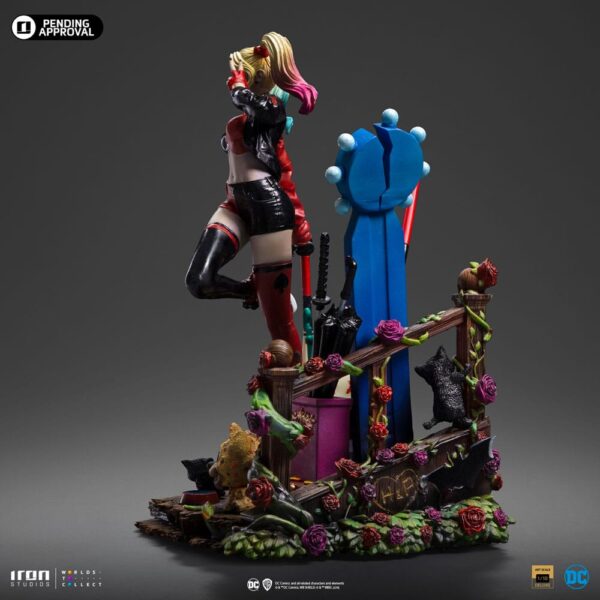 DC Comics Deluxe Art Scale Szobor 1/10 Harley Quinn (Gotham City Sirens) 22 cm DC Comics Deluxe Art Scale Szobor 1/10 Harley Quinn (Gotham City Sirens) 22 cm