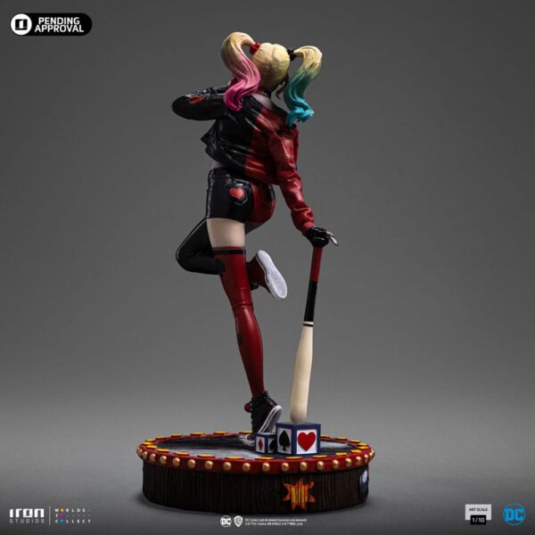DC Comics Art Scale Szobor 1/10 Harley Quinn (Gotham City Sirens) 22 cm DC Comics Art Scale Szobor 1/10 Harley Quinn (Gotham City Sirens) 22 cm