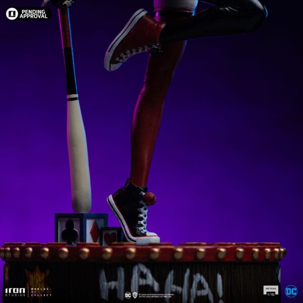 DC Comics Art Scale Szobor 1/10 Harley Quinn (Gotham City Sirens) 22 cm DC Comics Art Scale Szobor 1/10 Harley Quinn (Gotham City Sirens) 22 cm