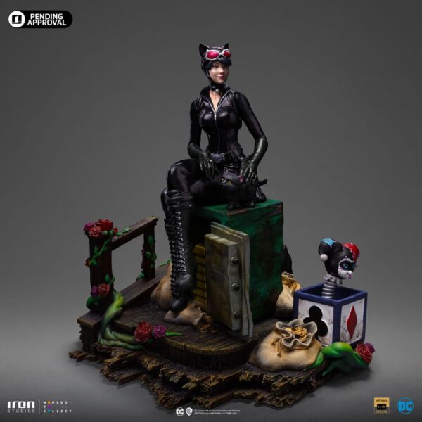 DC Comics Deluxe Art Scale Szobor 1/10 Catwoman (Gotham City Sirens) 21 cm DC Comics Deluxe Art Scale Szobor 1/10 Catwoman (Gotham City Sirens) 21 cm