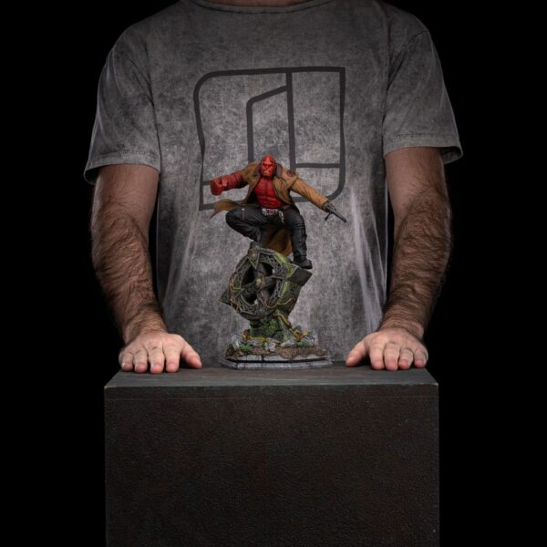 Hellboy 2 BDS Art Scale Szobor 1/10 Hellboy 34 cm