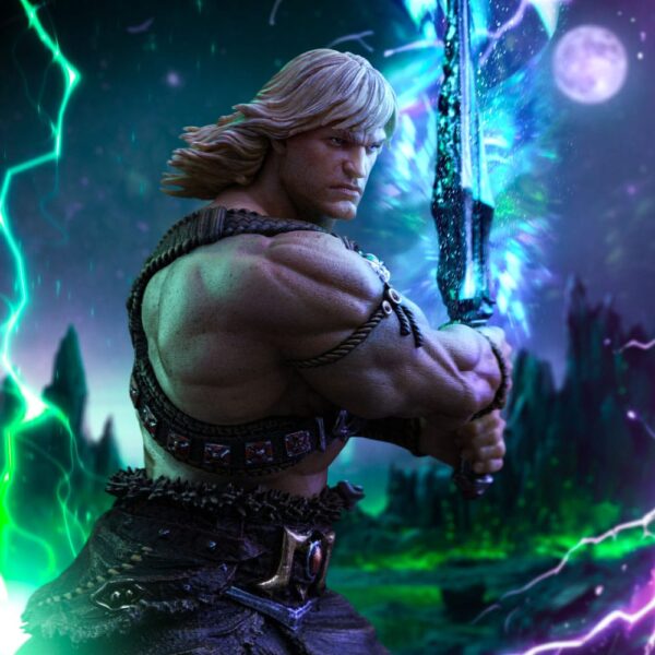 Masters of the Universe Deluxe Art Scale Szobor 1/10 He-Man Unleashed 34 cm Masters of the Universe Deluxe Art Scale Szobor 1/10 He-Man Unleashed 34 cm