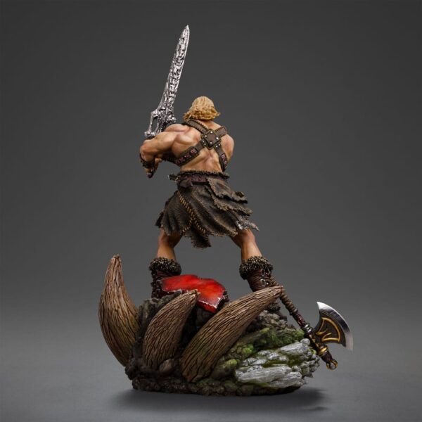 Masters of the Universe Deluxe Art Scale Szobor 1/10 He-Man Unleashed 34 cm Masters of the Universe Deluxe Art Scale Szobor 1/10 He-Man Unleashed 34 cm