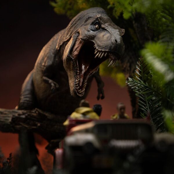 Jurassic Park Demi Art Scale Szobor 1/20 T-Rex Chase 30 cm Jurassic Park Demi Art Scale Szobor 1/20 T-Rex Chase 30 cm