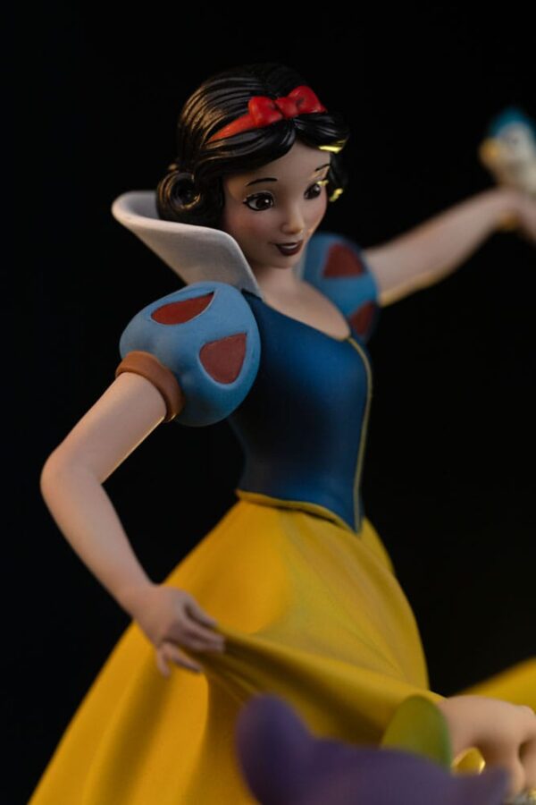Snow White and the Seven Dwarves Art Scale Szobor 1/10 Snow White and Dopey Deluxe Edition 21 cm