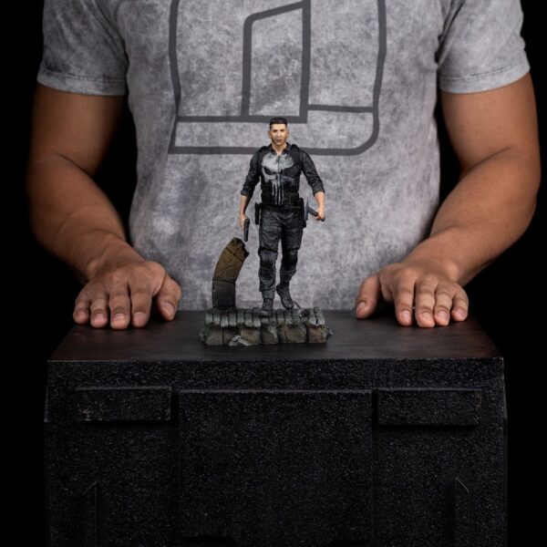 Daredevil: Born Again Art Scale Szobor 1/10 Punisher 21 cm